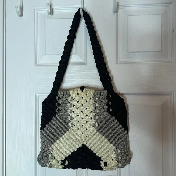 Vintage Handmade Macramé Purse Double Straps Lined Retro 70’s - Picture 2 of 4